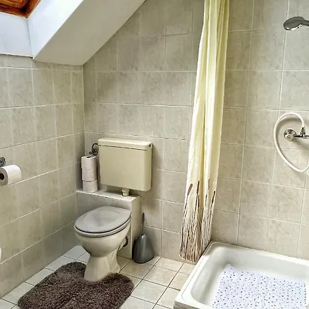 Rapszodia Haz - 8person, Garden Holiday home Alsoors